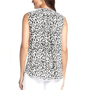 Merona Black and White speckled print Sleeveless Blouse crew neck L 3/$15